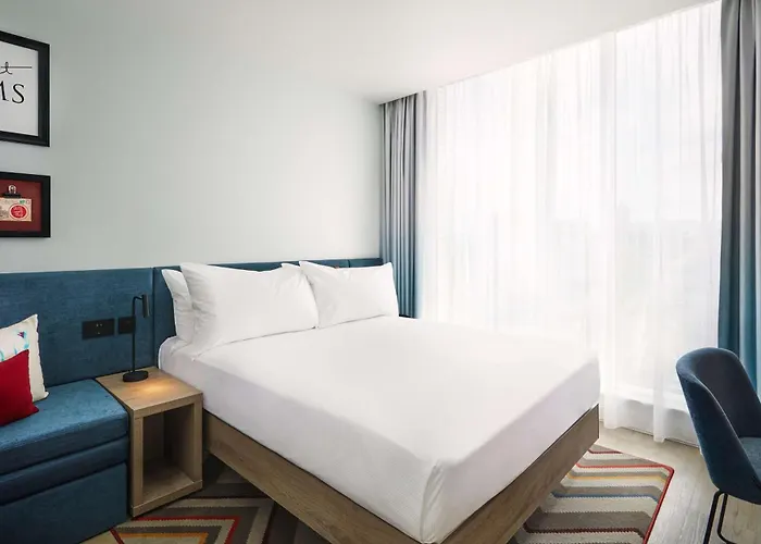 Otel Hampton By Hilton Centre