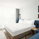 Hampton By Hilton Centre Hotel