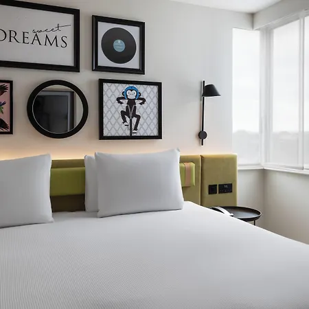 Hampton By Hilton Centre 3*