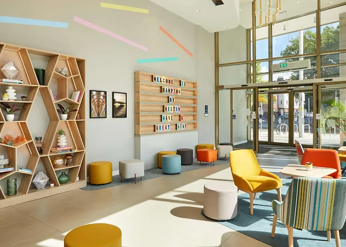 Hotell Hampton By Hilton Centre 3*