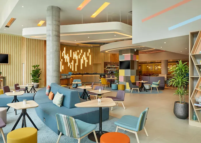 Hampton By Hilton Centre Hotell