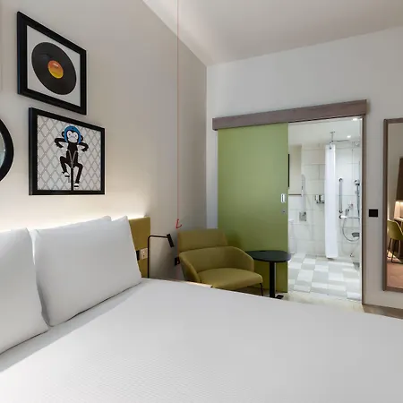 Hampton By Hilton Centre