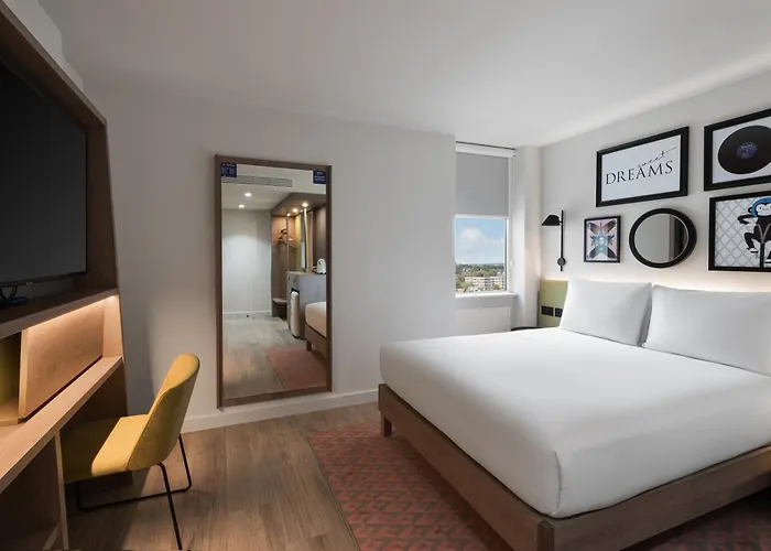 Hotel Hampton By Hilton Centre