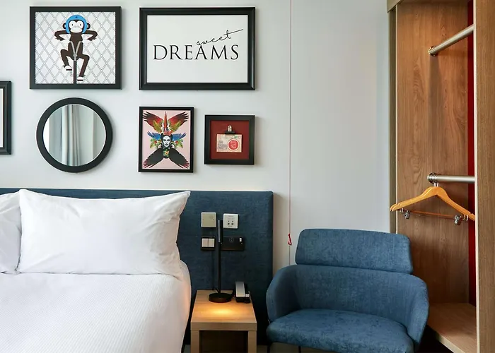 Hampton By Hilton Centre Hotel 3*